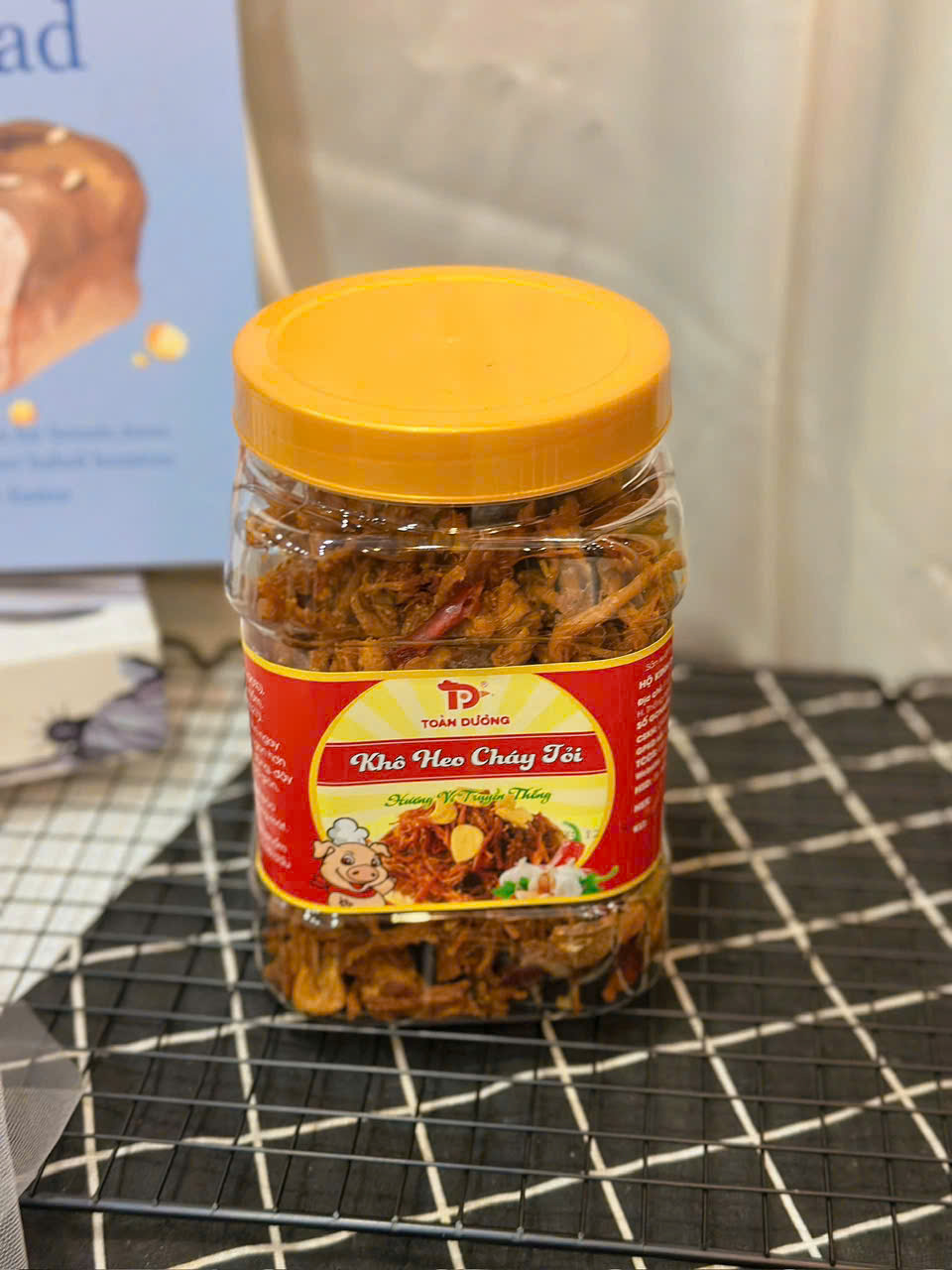 mua-kho-heo-o-dau-giao-tan-noi